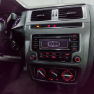 VolksWagen Fox 1.6 MSI Flex Completo-13
