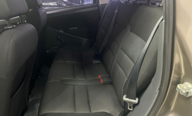 Fiat Idea ESSENCE 1.6 Flex 16V 5p 2013 Flex-9