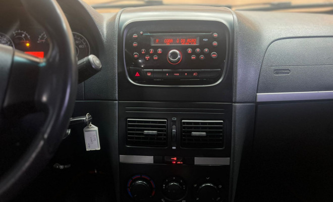 Fiat Idea ESSENCE 1.6 Flex 16V 5p 2013 Flex-7