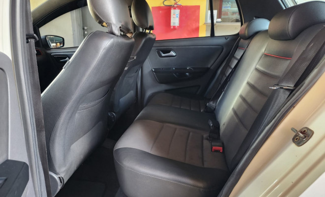 VW - VolksWagen Fox Rock in Rio 1.6 Mi Total Flex 8V 5p 2012 Flex-5