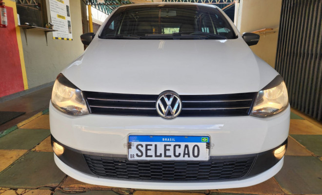 VW - VolksWagen Fox Rock in Rio 1.6 Mi Total Flex 8V 5p 2012 Flex-0