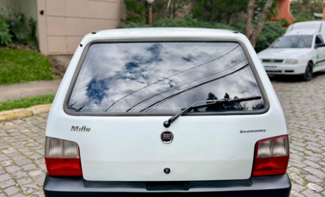Fiat Uno Mille Celeb. WAY ECON. 1.0 F.Flex 4p 2011 Flex-13