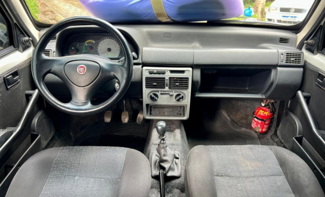 Fiat Uno Mille Celeb. WAY ECON. 1.0 F.Flex 4p 2011 Flex-8