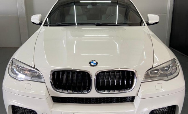 BMW X6 M 4.4 4x4 V8 32V Bi Turbo Automática 2014-0