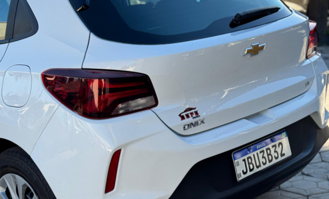 GM - Chevrolet ONIX HATCH LT 1.0 12V Flex 5p Mec. 2023 Flex-4