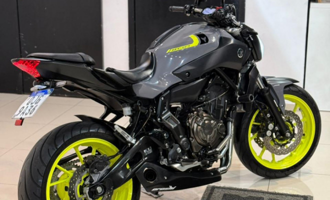 YAMAHA MT-07/MT-07 ABS 689cc 2018 Gasolina-2