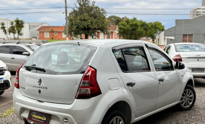 Renault SANDERO Authentique Hi-Flex 1.0 16V 5p 2013 Flex-2