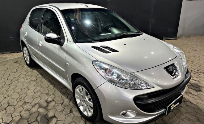 Peugeot 207 SW XR 1.4 Flex 8V 5p 2012 Flex
