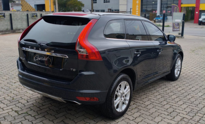 Volvo XC 60 2.0 T5  5p 2015 Gasolina-2