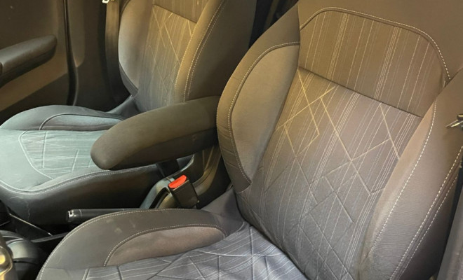 Peugeot 208 Griffe 1.6  Aut. 2014 Flex TETO PANORAMICO  100% FINANCIADO-6