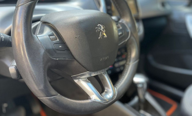 Peugeot 208 Griffe 1.6 Aut. 2014 Flex  Com Teto Panoramico-7