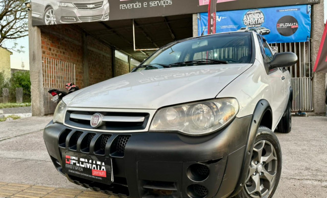 Fiat Strada 1.4 Fire Flex CS - 2012