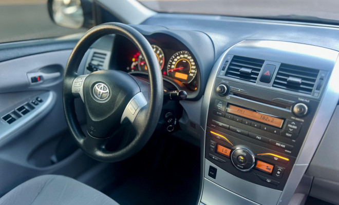 Toyota Corolla GLi 1.8 Flex 16V Mec. 2012 Flex-9