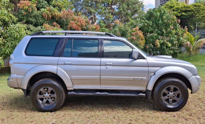 Mitsubishi Pajero Sport HPE 2.5 4x4 Diesel Aut. 2008 Diesel-4