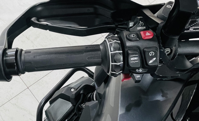 BMW R 1250 GS Adv.Premium Triple Black 719 2022 Gasolina-8
