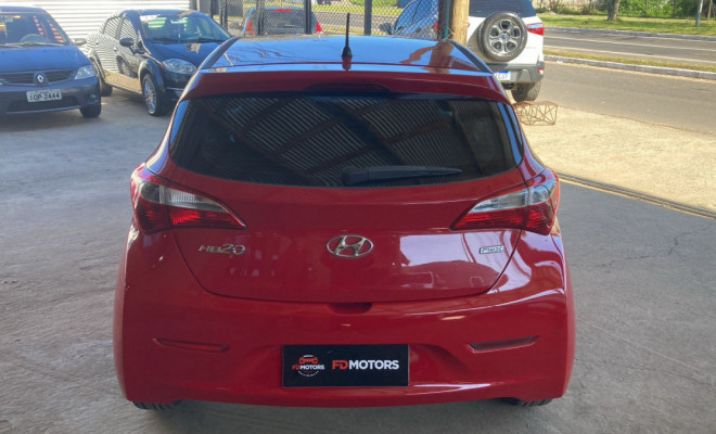 Hyundai HB20 Comf./C.Plus/C.Style 1.0 Flex 12V 2014 Flex-4