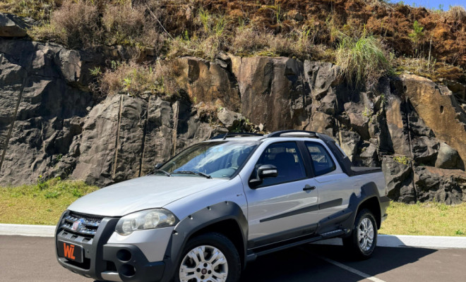 Fiat Strada Adventure1.8/ 1.8 LOCKER Flex CD 2010 Flex-1