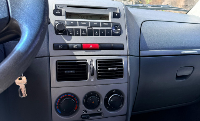 Fiat Strada Adventure1.8/ 1.8 LOCKER Flex CD 2010 Flex-5