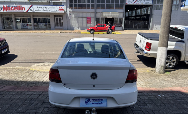 VW - VolksWagen VOYAGE 1.0/1.0 City Mi Total Flex 8V 4p 2013 Flex-4