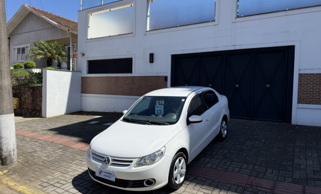 VW - VolksWagen VOYAGE 1.0/1.0 City Mi Total Flex 8V 4p 2013 Flex-0