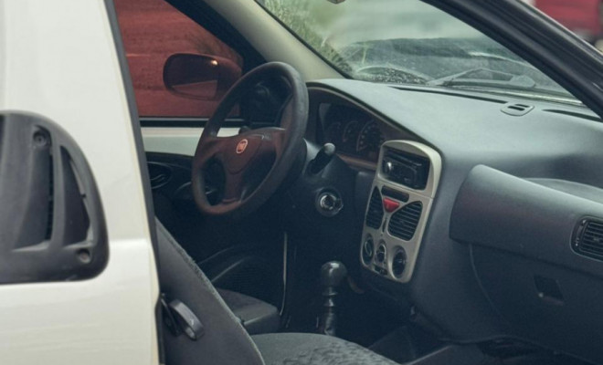 Fiat Strada 1.4 mpi Fire Flex 8V CS 2010 Flex-5