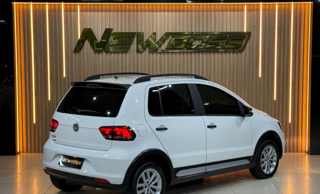 VW - VolksWagen Fox TRACK 1.0 Flex 12V 5p 2016 Flex-0