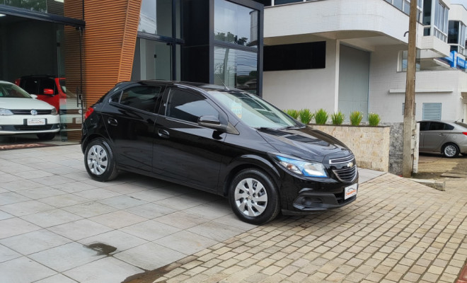 GM - Chevrolet ONIX HATCH LT 1.4 8V FlexPower 5p Mec. 2013 Flex