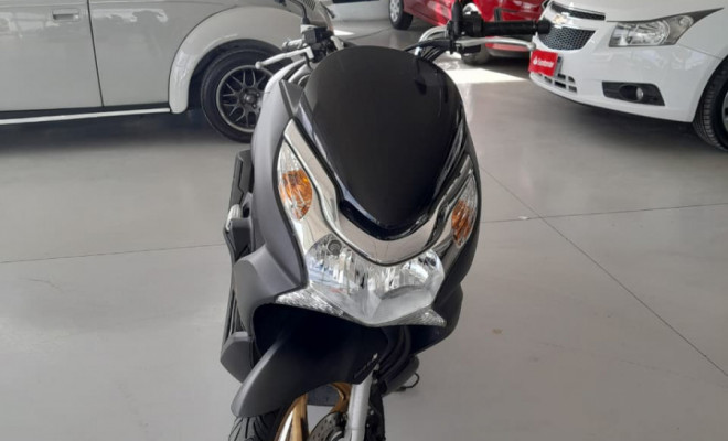 HONDA PCX 150/DLX 2015 Gasolina-0