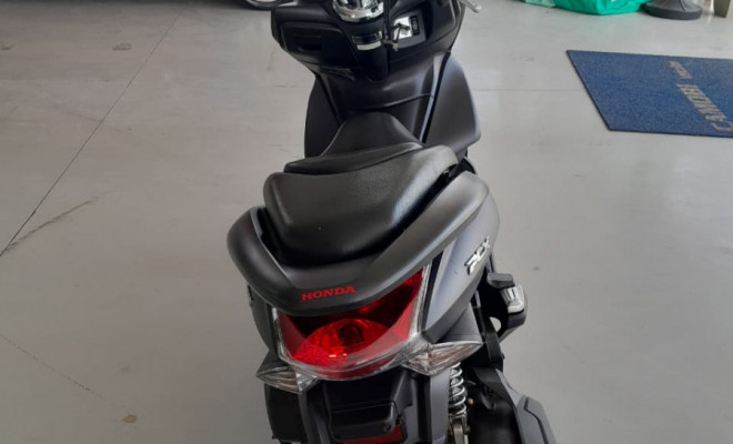HONDA PCX 150/DLX 2015 Gasolina-7