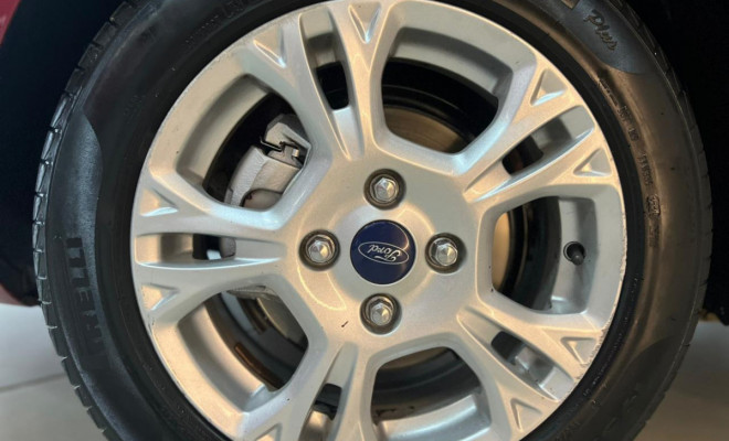 Ford Fiesta 1.6 16V Flex Aut. 5p 2014 Flex-11