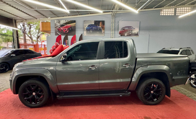 VW - VolksWagen AMAROK Highline CD 3.0 4x4 TB Dies. Aut. 2018 Diesel-2