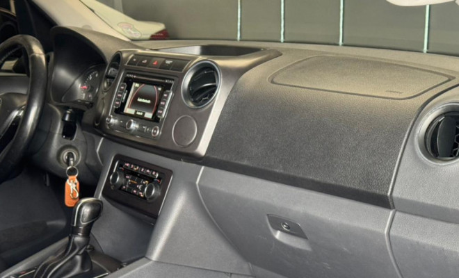 VW - VolksWagen AMAROK High.CD 2.0 16V TDI 4x4 Dies. Aut 2015 Diesel-6