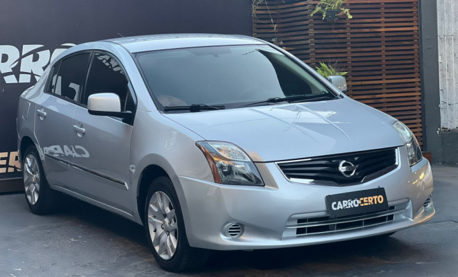 Nissan Sentra 2.0 Mec. 2013 Flex-1