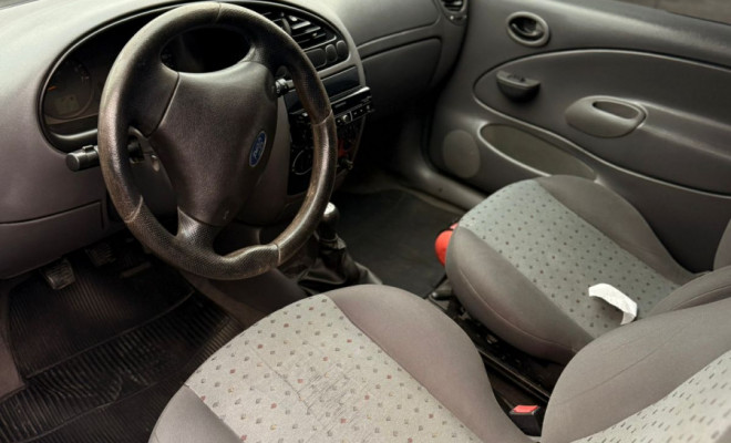Ford Courier 1.6 L/ 1.6 Flex 2010 Flex-8