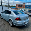 GM - Vectra Elegan. 2.0 MPFI 8V Aut. 2011-3