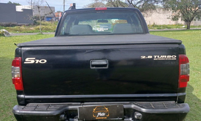 GM - Chevrolet S10 Pick-Up Std 2.8 4x4 CD TB Int.Dies. 2002 Diesel-3