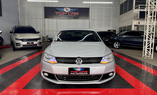 VW - VolksWagen JETTA Highline 2.0 TSI 16V 4p Tiptronic 2012 Flex-0