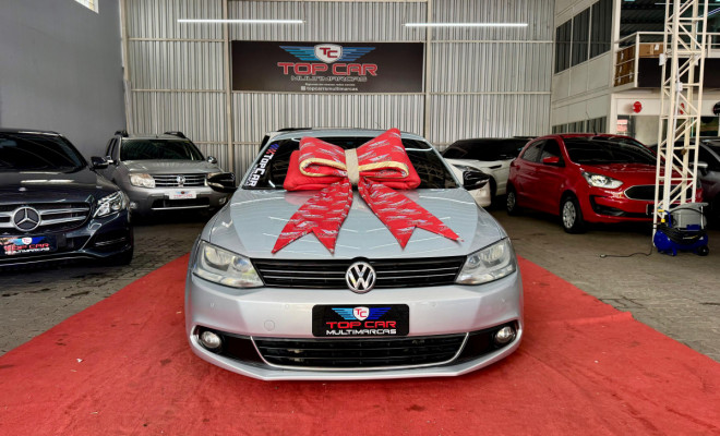 VW - VolksWagen JETTA Highline 2.0 TSI 16V 4p Tiptronic 2012 Flex-0