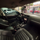 VW - VolksWagen JETTA Highline 2.0 TSI 16V 4p Tiptronic 2012 Flex-8