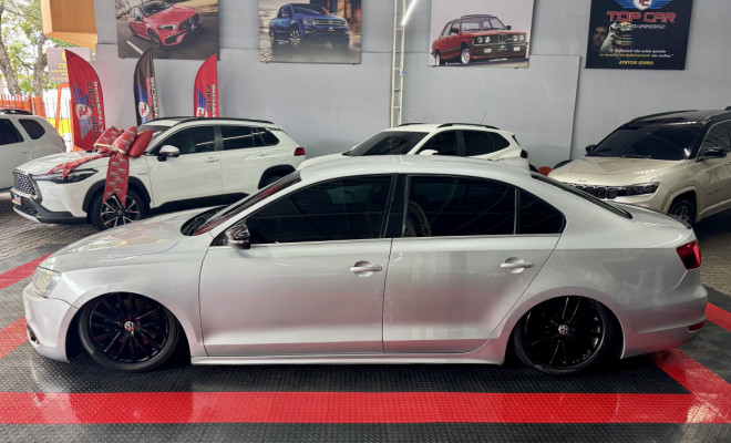 VW - VolksWagen JETTA Highline 2.0 TSI 16V 4p Tiptronic 2012 Flex-2