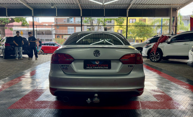 VW - VolksWagen JETTA Highline 2.0 TSI 16V 4p Tiptronic 2012 Flex-4