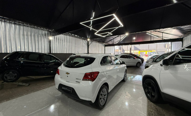 GM - Chevrolet ONIX HATCH LT 1.4 8V FlexPower 5p Aut. 2017 Flex-2
