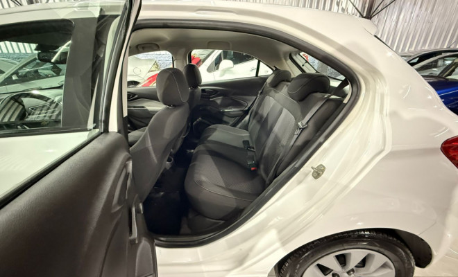 GM - Chevrolet ONIX HATCH LT 1.4 8V FlexPower 5p Aut. 2017 Flex-10