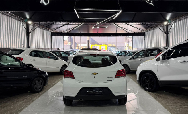 GM - Chevrolet ONIX HATCH LT 1.4 8V FlexPower 5p Aut. 2017 Flex-3