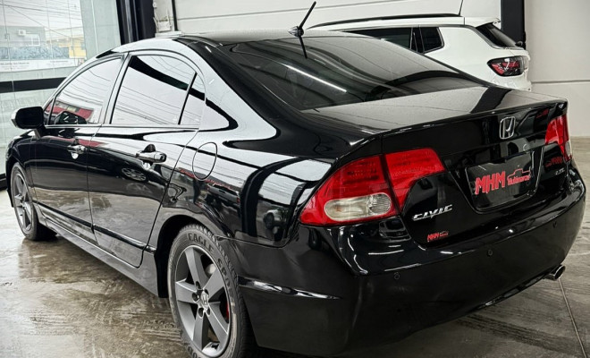 Honda Civic Sed. LXL SE 1.8-2