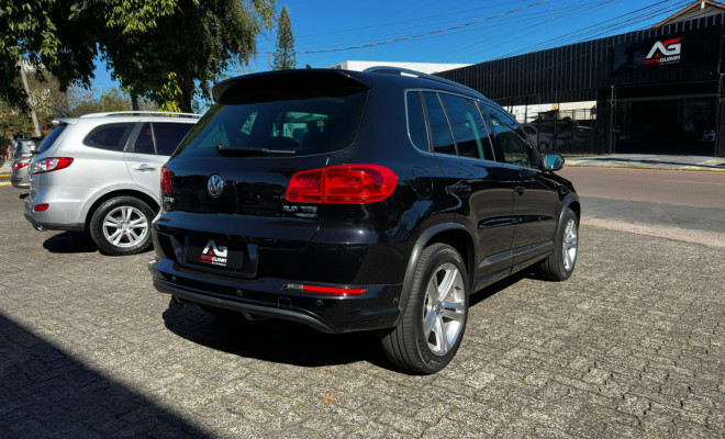 VW - VolksWagen TIGUAN 2.0 TSI 16V 200cv Tiptronic 5p 2013 Gasolina-4