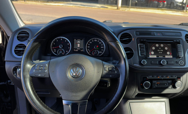 VW - VolksWagen TIGUAN 2.0 TSI 16V 200cv Tiptronic 5p 2013 Gasolina-13