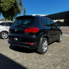VW - VolksWagen TIGUAN 2.0 TSI 16V 200cv Tiptronic 5p 2013 Gasolina-4