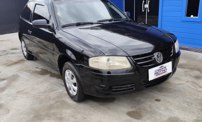 VW - VolksWagen Gol (novo) 1.0 Mi Total Flex 8V 2p 2013 Flex