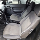 VW - VolksWagen Gol (novo) 1.0 Mi Total Flex 8V 2p 2013 Flex-4